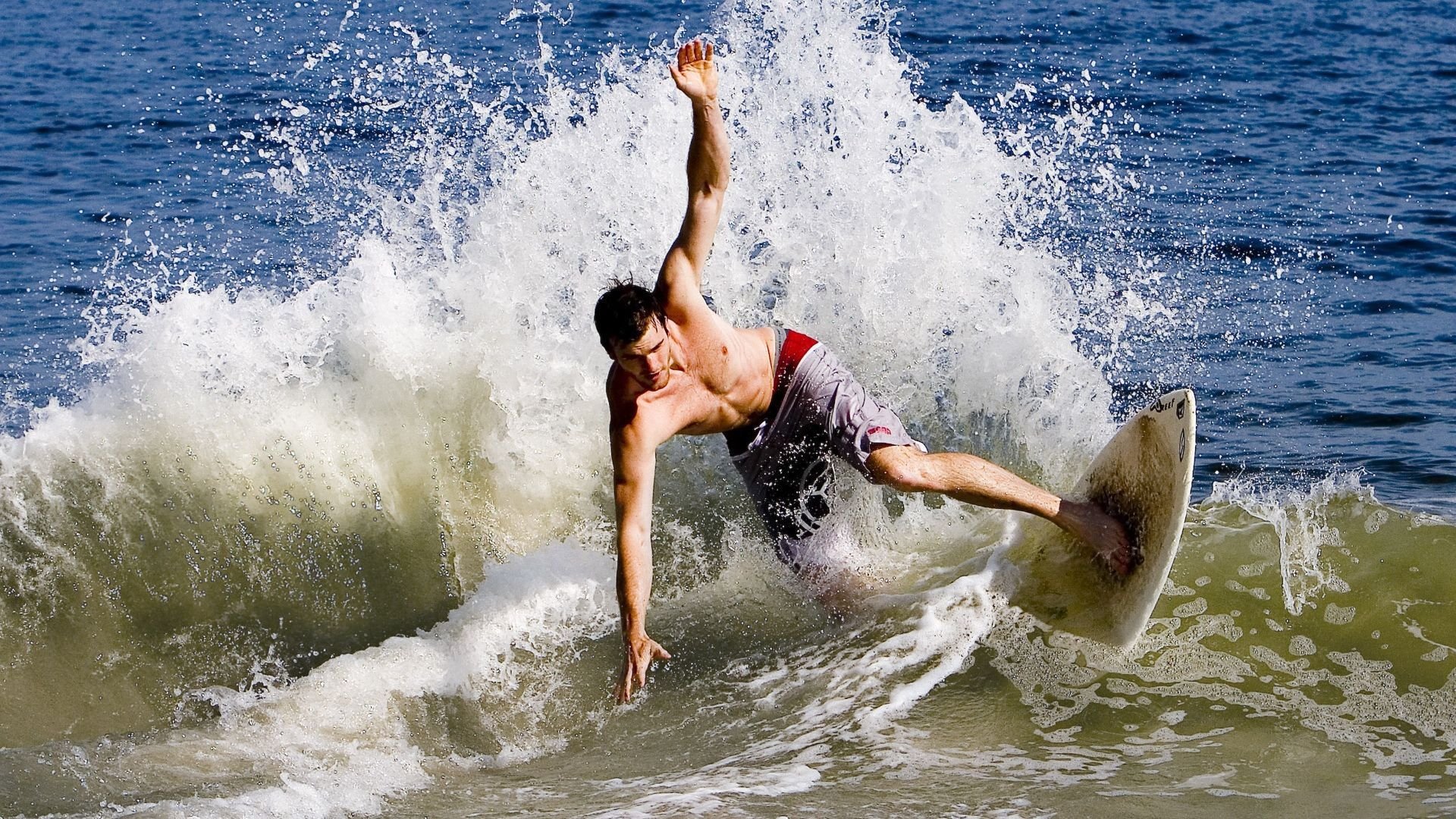 【击球策略】为什么某些击球手在逆境中依旧精准果断，击球手的精准永远不变